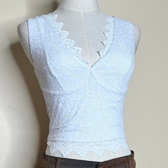Vintage y2k white lace v neck tank top - Picture 1 of 6